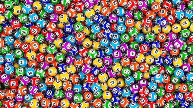 Οι έξυπνοι τρόποι για να ξοδέψετε τα κέρδη σας από το λαχείο image